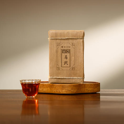 云南普洱茶熟普2002年易武熟砖（500g) 商品图0