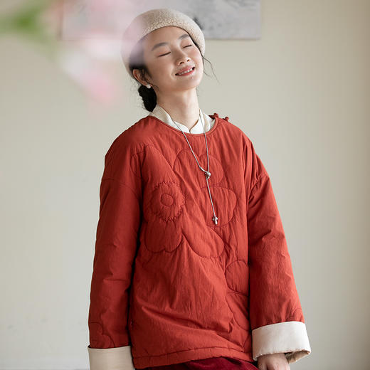 牧衣游原创 小花裥棉棉衣套头衫保暖百搭红色氛围上衣新款 百薇 商品图0