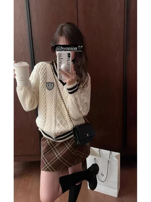 学院风麻花套头 商品图1
