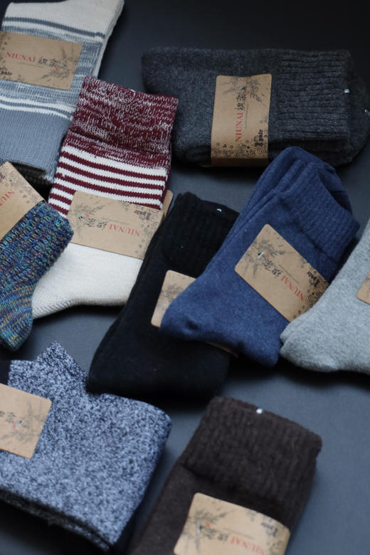 五双随机发 纽耐 元单 秋冬季中筒袜子40-44 PJ959 商品图1