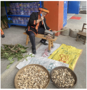 热水泡脚的时候加点它，三天逼出体内湿气，可惜很少人知道！