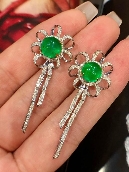 4.65ct蛋面祖母绿耳钉 商品图1