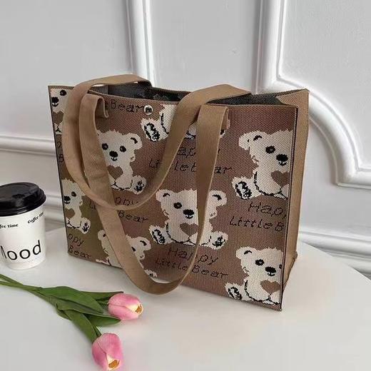 【小熊托特包，大容量，轻便舒适】新款大容量 小熊通勤针织托特包 小众ins 大学生上课单肩手提包-QQ 商品图4