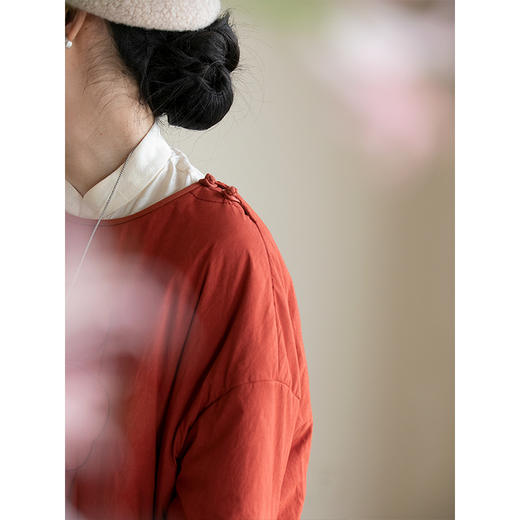 牧衣游原创 小花裥棉棉衣套头衫保暖百搭红色氛围上衣新款 百薇 商品图3