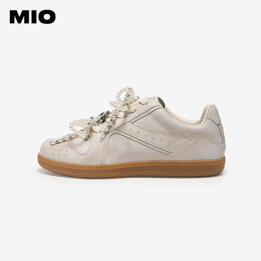 MIO米奥春季芭蕾风休闲板鞋德训鞋珍珠装饰优雅系带舒适女鞋M251544607 商品图1