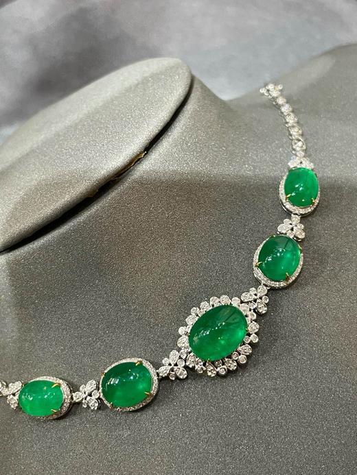 12.6ct蛋面祖母绿项链 商品图2