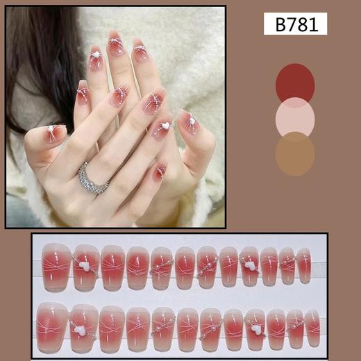 【腮红桃心！甲线显妙趣】穿戴甲B781腮红桃心中长梯腮红甲线条珍珠小白心。ry 商品图1