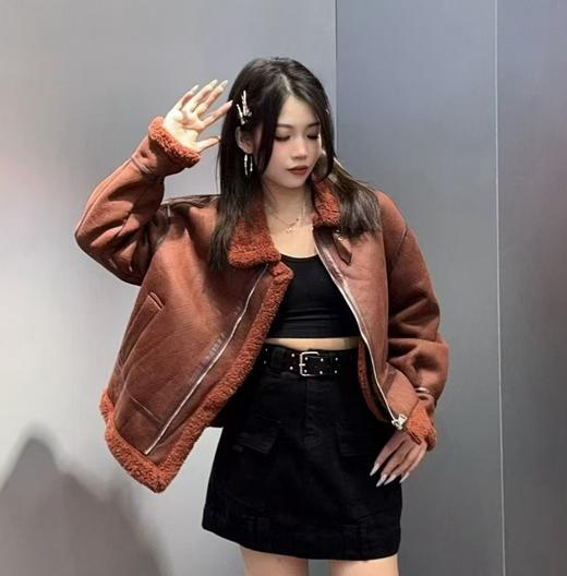 N皮毛一体羊羔毛外套41030 冬季 088574114125 商品图0