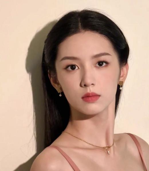 迪奥经典简约清新的CD系列CD粉水滴珠手链/项链（XTY） 商品图13