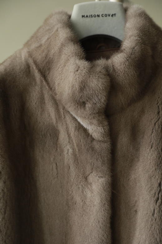 MAISON COVET 复古立领水貂皮草外套 商品图9
