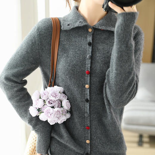 【清河羊毛羊绒】鹿展8922 女士高领彩虹扣针织羊毛开衫 100%羊毛（90支美利奴羊毛） 商品图4