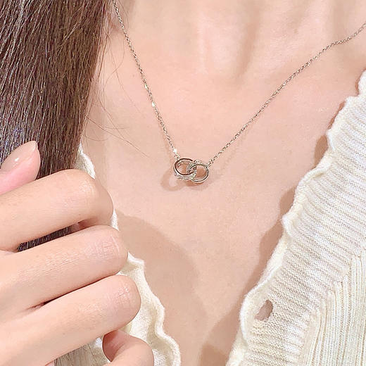 卡蒂罗/KADER 流光环扣项链 轻奢时尚环环相扣优雅气质可调节锁骨链 满镶宝石流光夺目简约吊坠 925银 商品图1