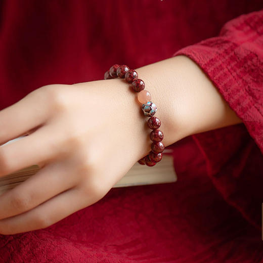 【朱事顺利】莲花紫金砂朱砂手串 朱砂静心 手工打造 砂质细腻 颗颗饱满  质真臻色纯 商品图3