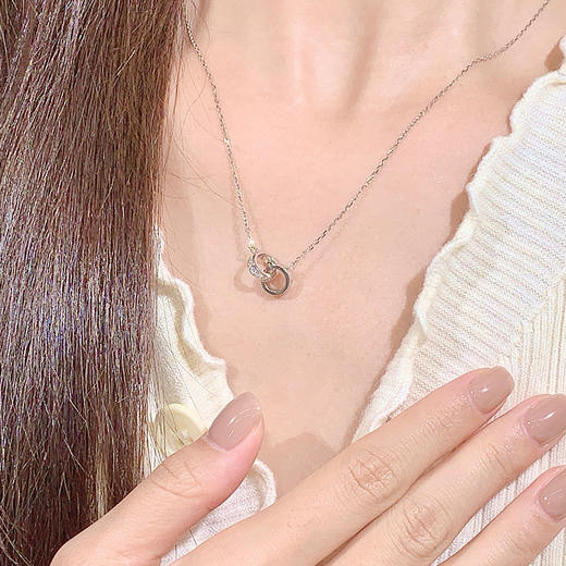 卡蒂罗/KADER 流光环扣项链 轻奢时尚环环相扣优雅气质可调节锁骨链 满镶宝石流光夺目简约吊坠 925银 商品图2