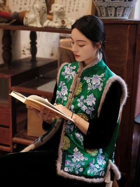 盛唐牡丹 |重缎真丝手绣对襟水貂毛马甲