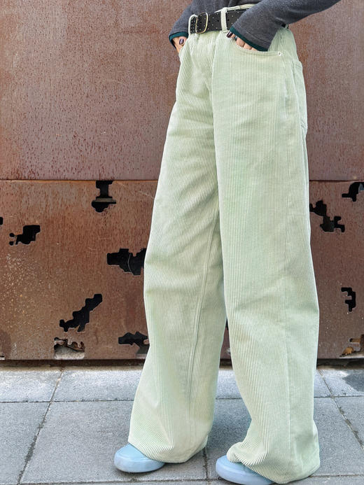 TYNVIE 灯芯绒阔腿裤 - 浅绿色 商品图1