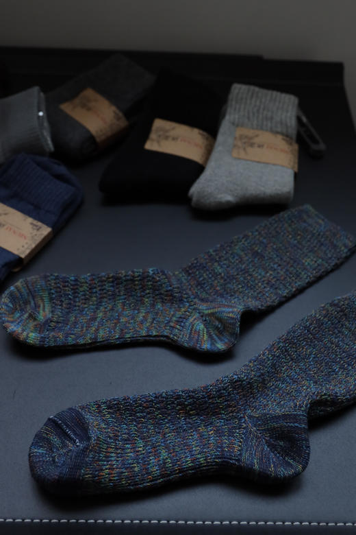 五双随机发 纽耐 元单 秋冬季中筒袜子40-44 PJ959 商品图3