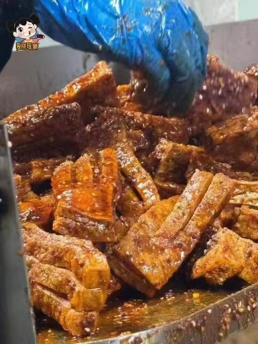 【爆款零食】爱成瑶妹兰花干，一款湖南人无法拒绝的零食，红油和豆香交织，香辣够味，停不下来，一吃就会爱上。满88包邮！保质期：15天！ 商品图9