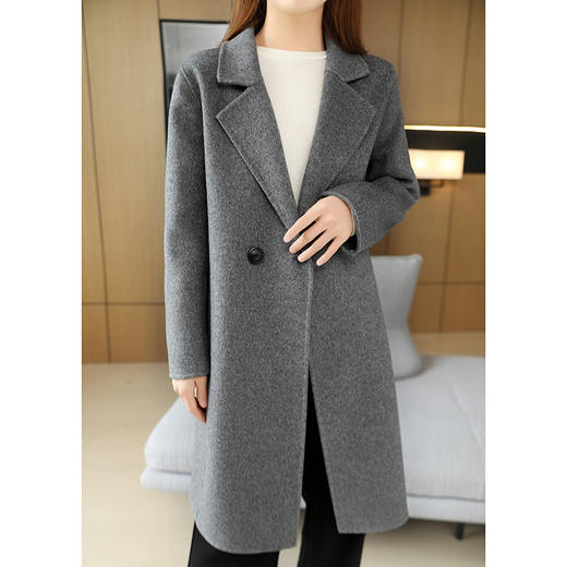 【肝胆商城专享】鹿展 235 高支细羊毛女士羊毛大衣 商品图2