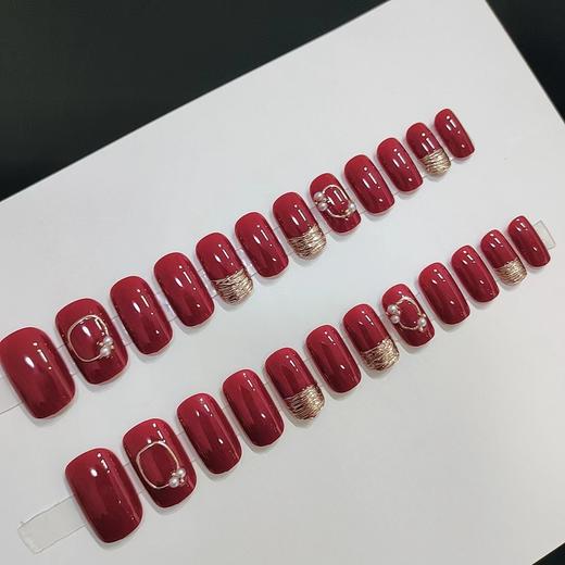 【新年限定！显白穿戴甲】金玉锦绣中长方酒红色显白穿戴甲结婚新年新娘美甲立体魔镜粉，显白的酒红色中长方设计。ry 商品图3