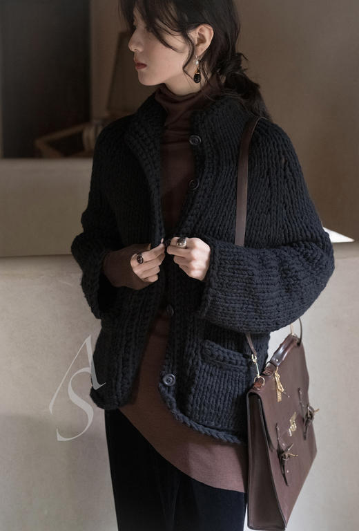 Cortana  深红色/灰茶色GENIE初剪羊毛高领打底衫 商品图12