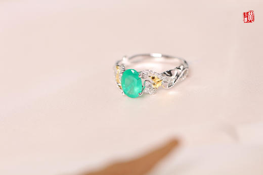 18k金镶祖母绿石戒指 商品图4