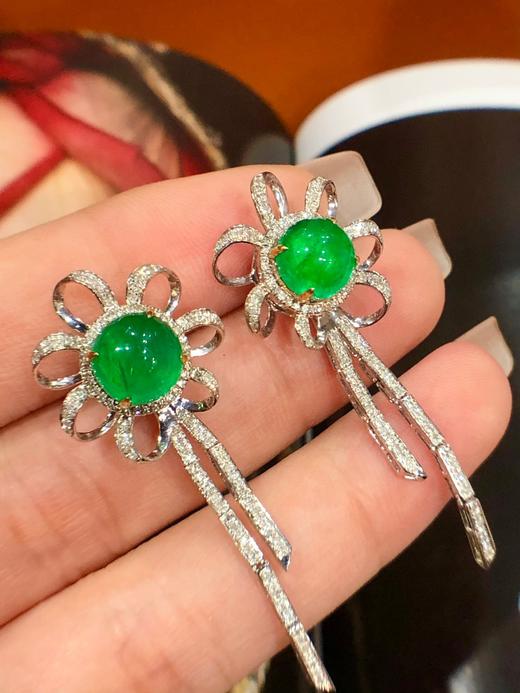 4.65ct蛋面祖母绿耳钉 商品图0