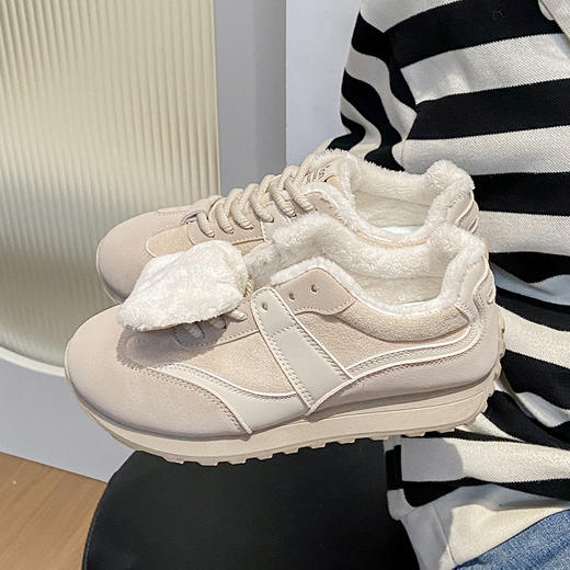 【加绒德训鞋】经典潮色 简约设计 休闲版型简洁利落 内里加绒加厚 鞋内恒温保暖亲肤 商品图2