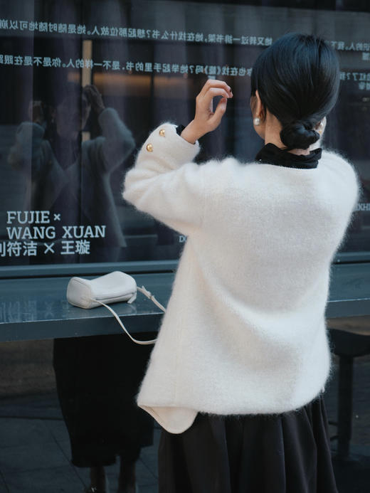 顺丰包邮洛诗琳41528软糯如云☁️韩系马海毛金扣毛衣外套女3200 商品图1