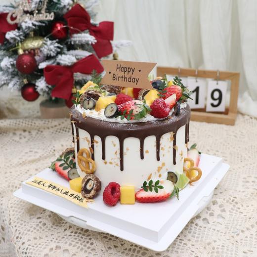 巧克力缤纷水果蛋糕 商品图2