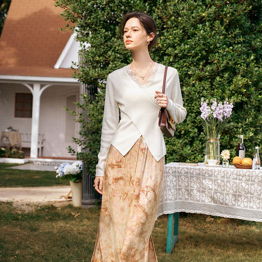 OLrain欧芮儿法式白色针织衫女春季2025年新款收腰拼接蕾丝套头衫 商品图3