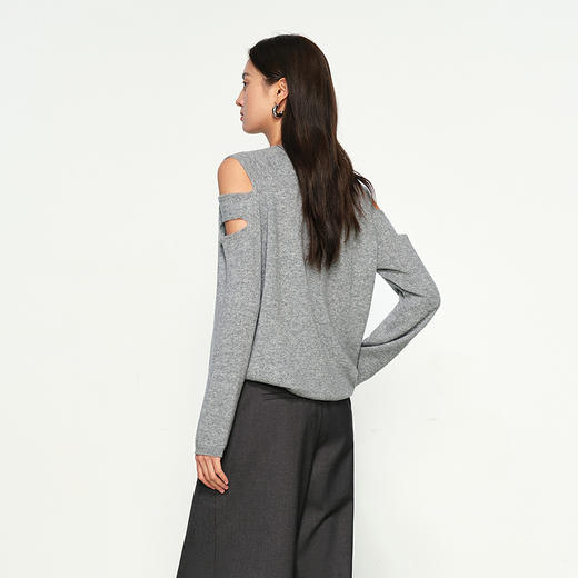 NEELLY纳俪商场同款春季新款柔软舒适设计感上衣女纯色通勤毛衣N25011A02001 商品图1