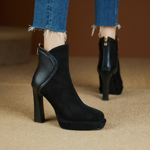 【预售5天】复古防水台粗跟短靴女秋冬圆头厚底高跟鞋通勤时装靴NWS1&N9277 商品图4