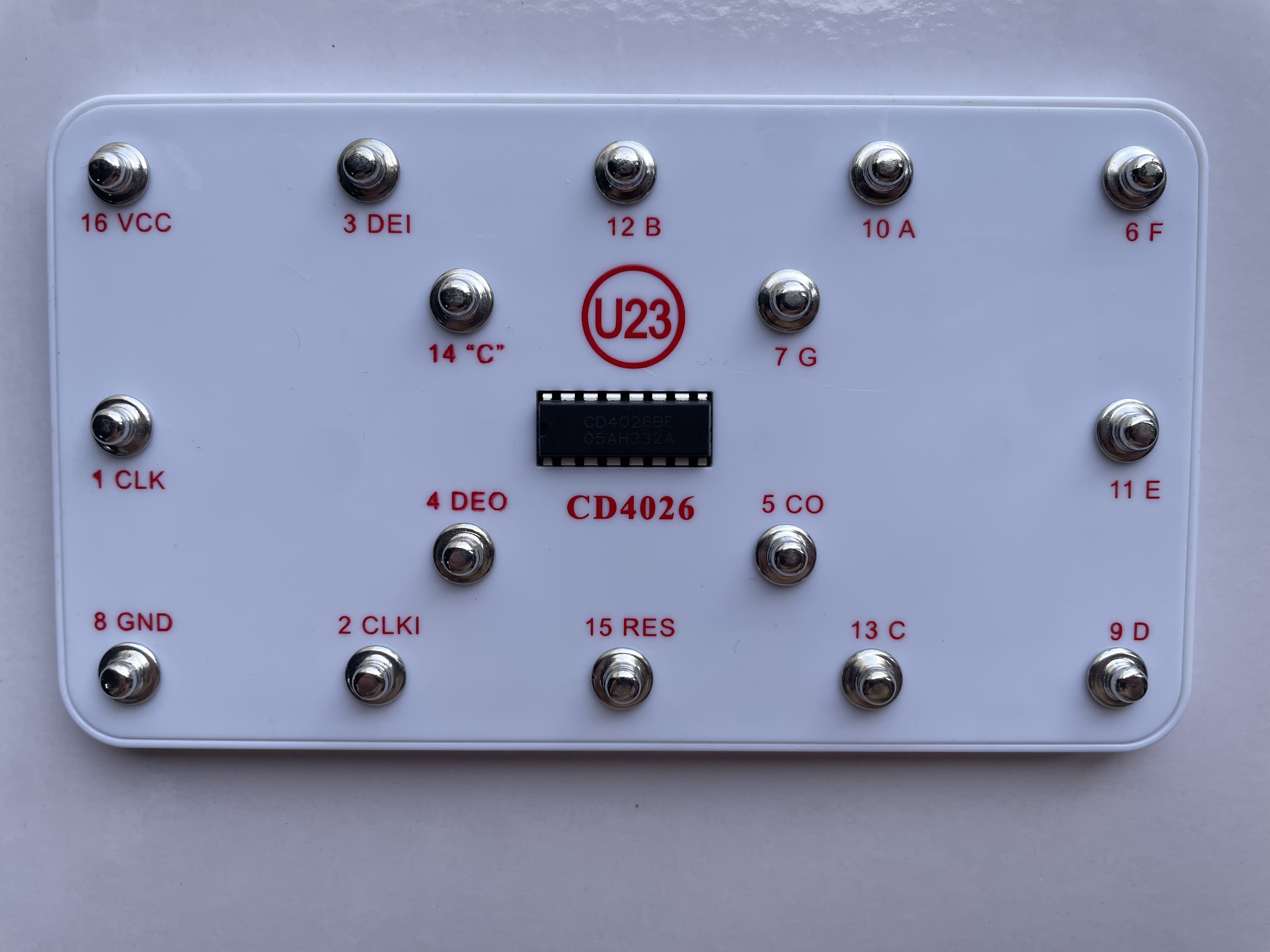 CD4026（U23）十进制计数