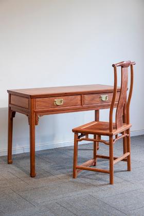 红桥红  家具严选  缅甸花梨(大果紫檀）  【118 马蹄腿双抽 小书桌 两件套】