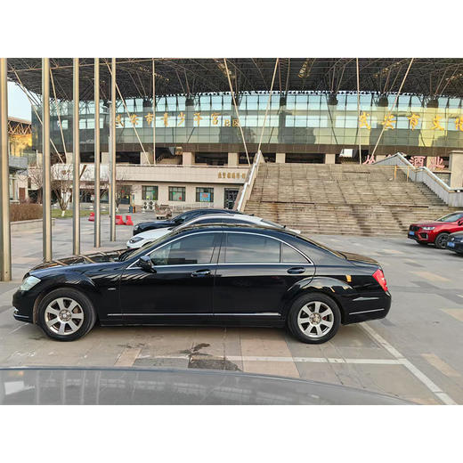 奔驰 S级 S300L商务型 Grand Edition【长租-北京】 商品图4