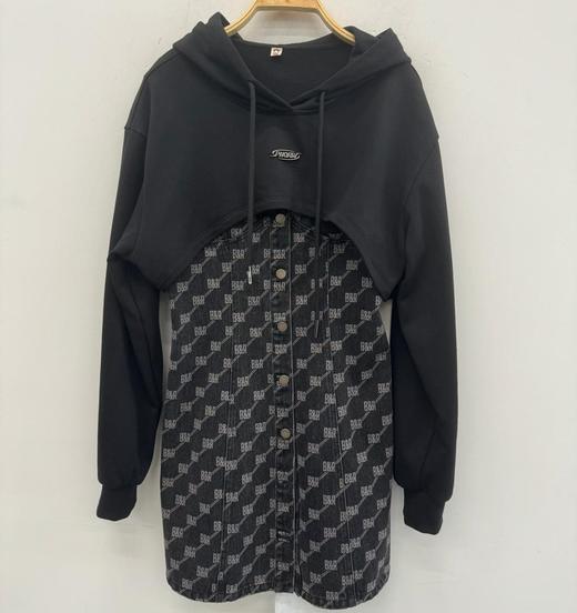 Z1套头卫衣拼满印吊带连衣裙套装40810（黑） 秋季 243110160321 商品图0