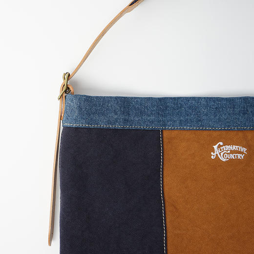 Alternative Country SHOULDER III 拼接斜挎包 商品图1