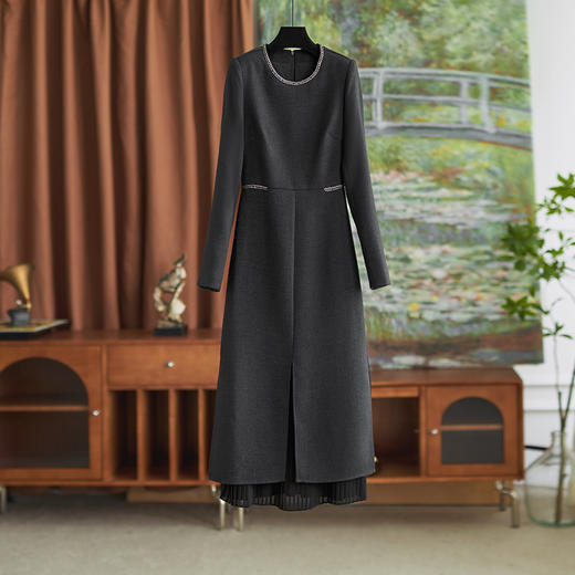 【高货wl】全新升级【铂金会员367/天猫499/差价132】(12555) 洛诗琳轻奢圆领亮丝雪纺压褶小香风长袖优雅高级感女连衣裙 商品图0