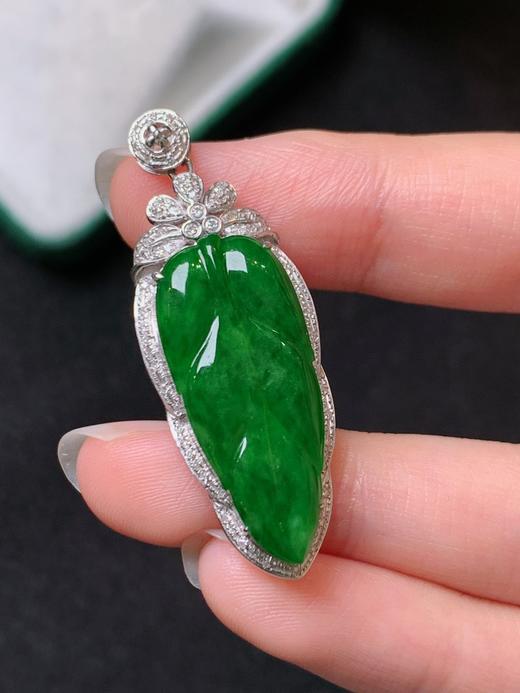 叶子翡翠吊坠 商品图3