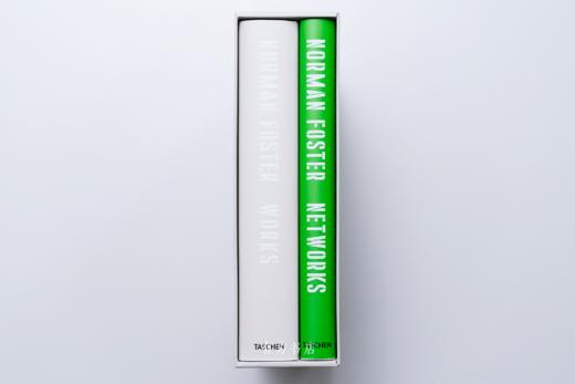 全球限量第一版，带专属编号 | 诺曼·福斯特作品全集XXL（一套两册，硬皮精装，带函套+外盒） 商品图2