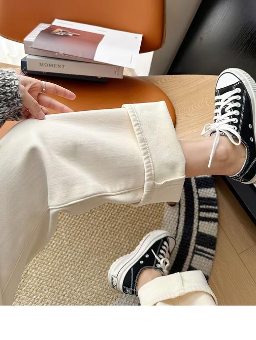 认准土耳其98棉麦穗糯米加绒窄版直筒白牛仔裤 商品图12