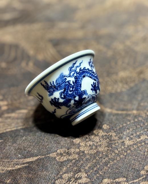 【怀宣临古】青花明永宣龙纹迷你压手杯满容约45cc 商品图0