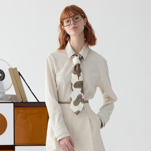 谜底简约衬衫长袖女2025春新品通勤风宽松设计感衬衣女251MC0025 商品图0