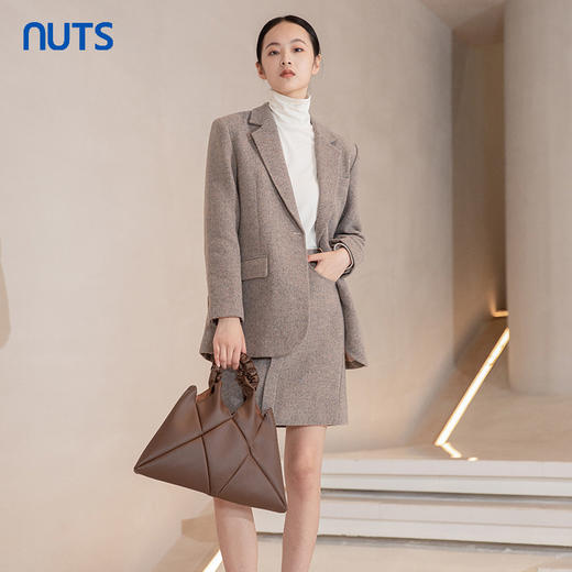 NUTS秋冬款复古气质百搭纯色直筒包臀西装短款半身裙女241061032B 商品图4