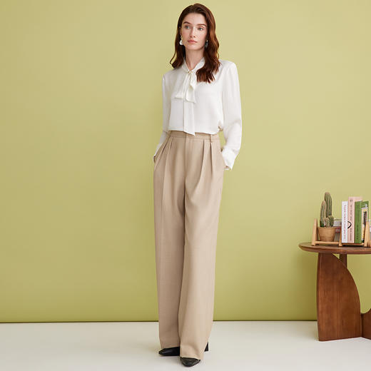 EITIE爱特爱通勤百搭垂坠宽松高级感卡其色阔腿休闲裤春新款A2505503 商品图1