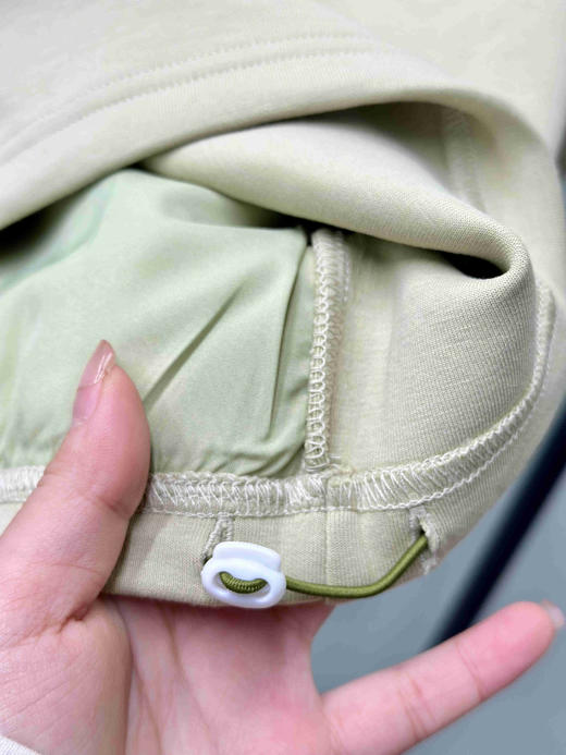 【品牌直发-童装秒杀】ACMEITEM爱棵米 2024亲子龙年圆领卫衣本命年空气层套头卫衣男女GAF3310131L 商品图4