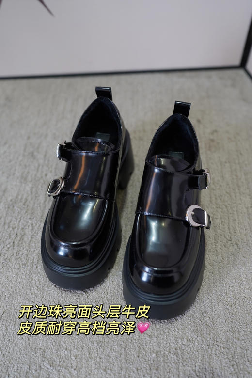 时尚穿搭利器~7.5cm增高时髦松糕乐福鞋！橡胶发泡大底上脚防滑超轻盈！加绒不加绒双版本可选！类平底走感轻松增高 开边珠胎牛皮质感chao绝！四季款美鞋！ 商品图7