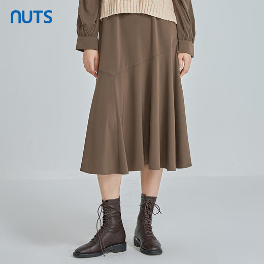 NUTS秋冬款复古气质宽松设计感森女系长袖连衣裙两件套241103039B 商品图3