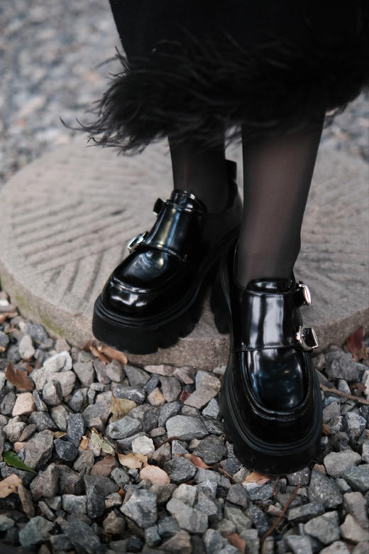 时尚穿搭利器~7.5cm增高时髦松糕乐福鞋！橡胶发泡大底上脚防滑超轻盈！加绒不加绒双版本可选！类平底走感轻松增高 开边珠胎牛皮质感chao绝！四季款美鞋！ 商品图13